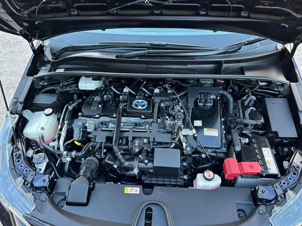 toyota-corolla-2020-hybrid-big-13