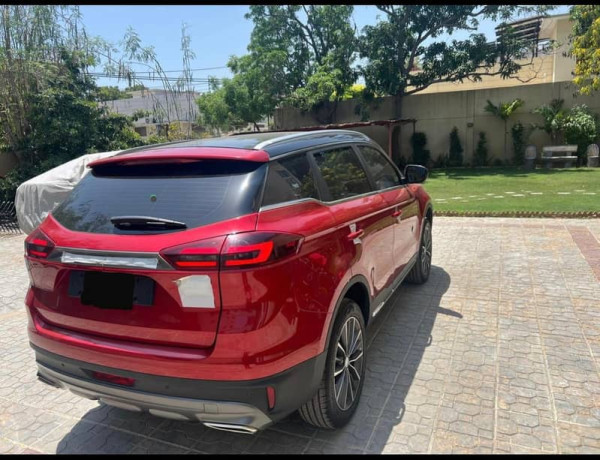 proton-x70-premium-fwd-2023-model-big-5