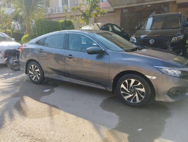 honda-civic-vti-oriel-2017-big-9