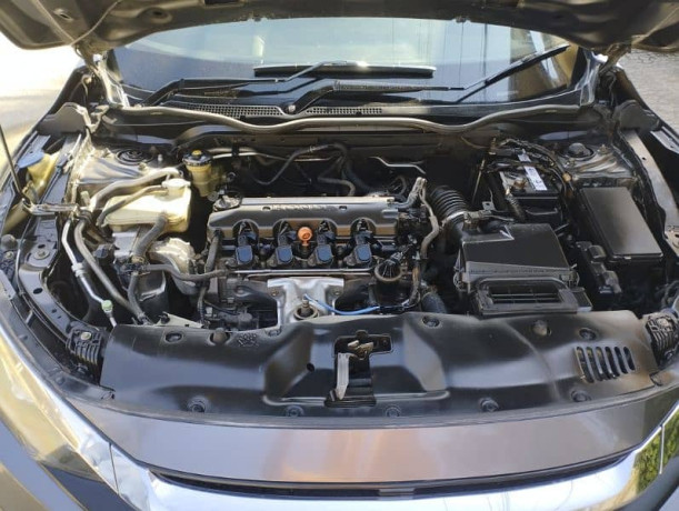 honda-civic-vti-oriel-2017-big-12