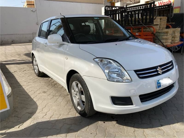 suzuki-swift-dlx-13-2013-big-2