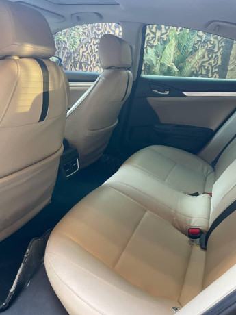 honda-civic-oriel-18-i-vtec-2017-big-8