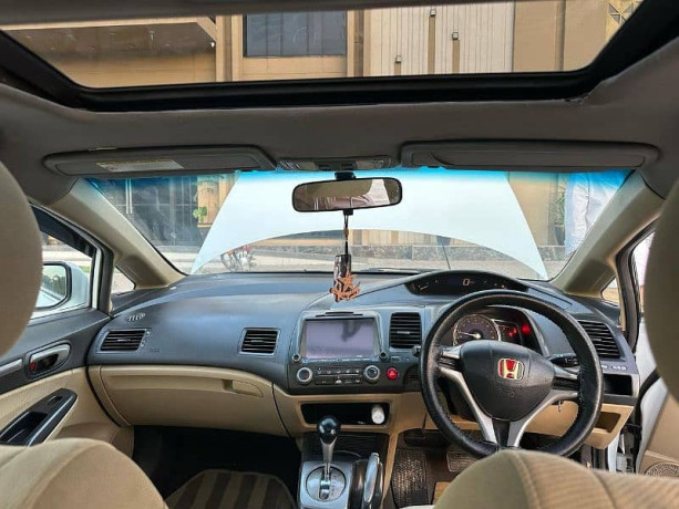 honda-civic-vti-oriel-2010-big-2