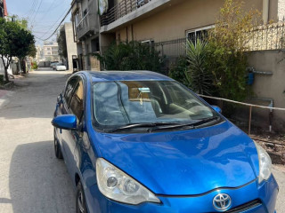 toyota-aqua