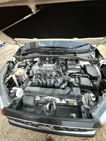 toyota-cross-18x-petrol-full-option-geaniun-big-9