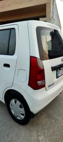 suzuki-wagon-r-2018-big-2
