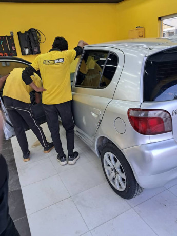toyota-vitz-big-4