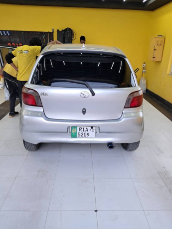 toyota-vitz-big-5