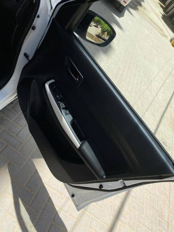 suzuki-swift-gl-cvt-big-9