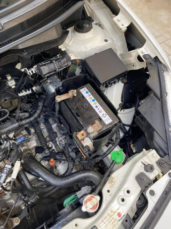 suzuki-swift-gl-cvt-big-8