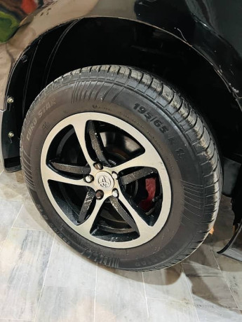 toyota-corolla-xli-2010-big-0
