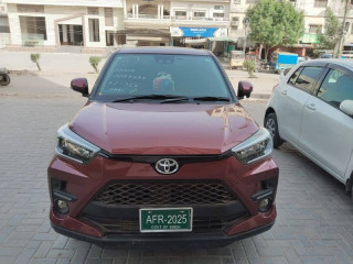 brand-new-toyota-raize-z-top-of-the-line-push-start