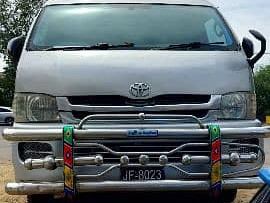 toyota-hiace-trh214-20102016