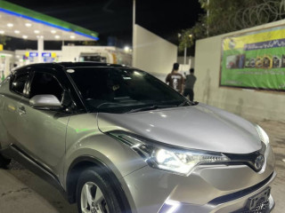 toyota-c-hr-s-led-2017