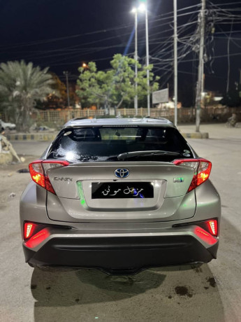 toyota-c-hr-s-led-2017-big-8