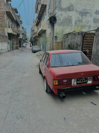 corolla-ke70-1982-big-0