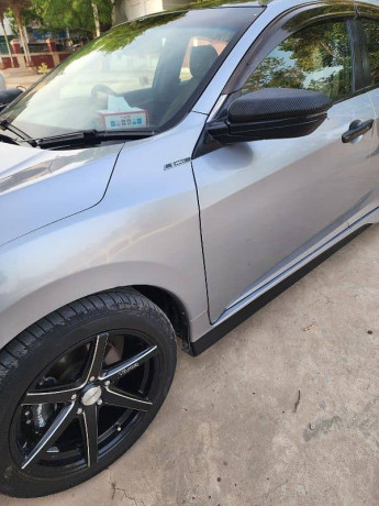 honda-civic-vti-oriel-prosmatec-2016-big-3