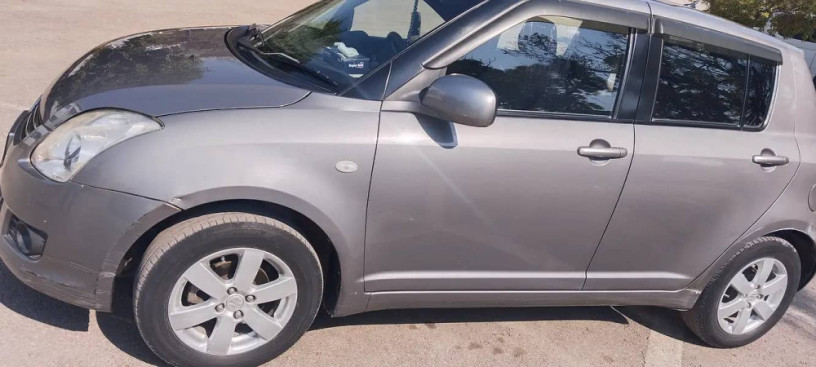 suzuki-swift-dlx-13-2016-big-0