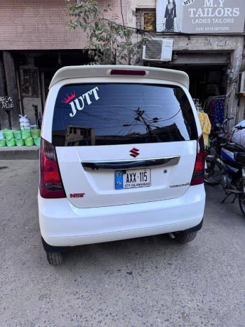 suzuki-wagon-r-2022-big-2