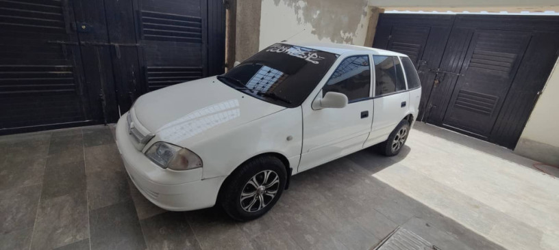 suzuki-cultus-vxr-2013-big-0
