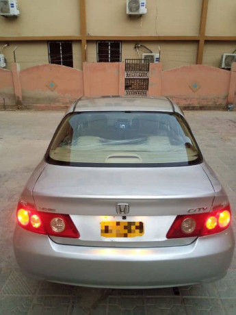 honda-city-idsi-2006-big-9