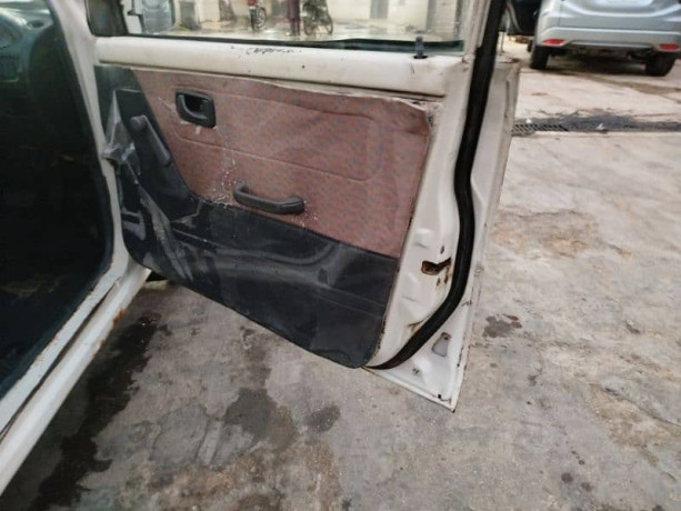 daihatsu-cuore-2007-big-5