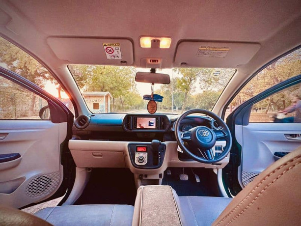 toyota-passo-xl-package-2017-big-12
