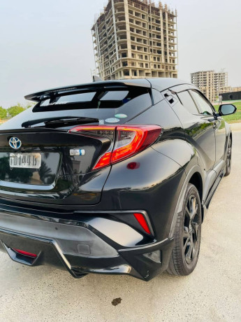 toyota-c-hr-hybrid-2019-s-led-package-import-2024-big-6