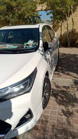 toyota-corolla-altis-grande-18-2021-big-3