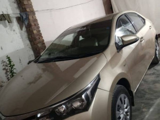 toyota-corolla-gli-2017-urgent-sale