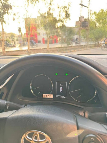 toyota-altis-16-special-edition-big-3