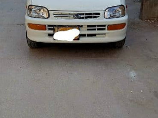 daihatsu-cuore-2007