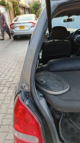 suzuki-alto-2010-big-7