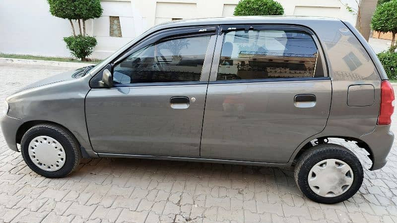 suzuki-alto-2010-big-4