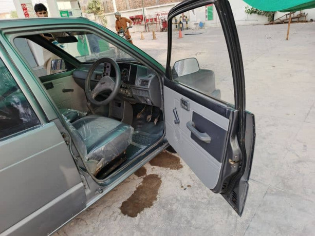suzuki-mehran-vxr-2010-big-8