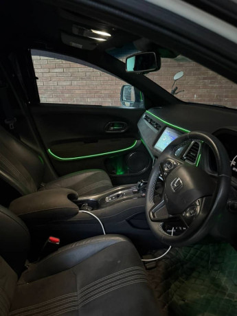 honda-vezel-201824-hybrid-rs-big-4