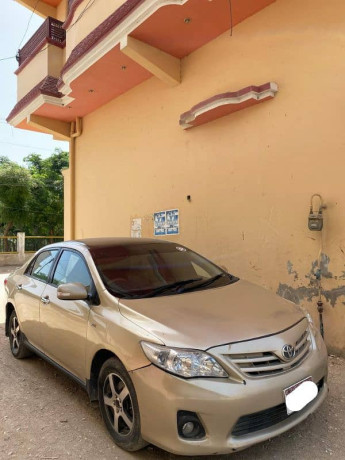 toyota-corolla-gli-2010-big-0