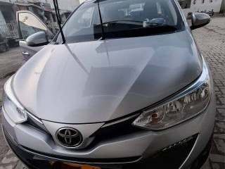 toyota-yaris-2020