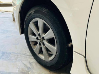 toyota-corolla-altis-2016
