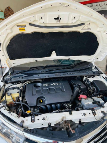 toyota-corolla-altis-2016-big-7