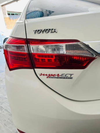 toyota-corolla-altis-2016-big-3