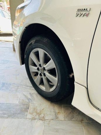 toyota-corolla-altis-2016-big-0