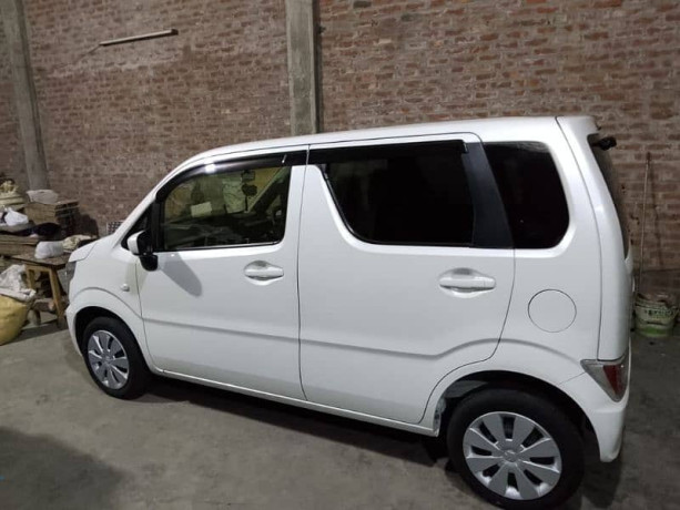 suzuki-wagon-r-2024-big-2