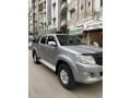 toyota-hilux-2012-small-2