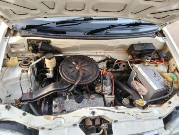 suzuki-alto-2007-big-18