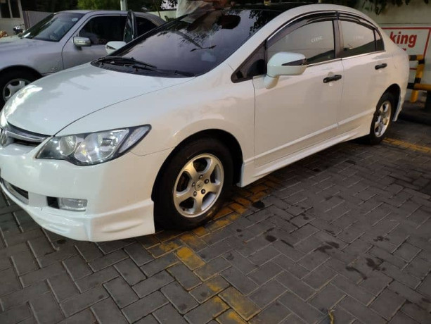 honda-civic-reborn-vti-oriel-sunroof-2006-mod-white-colour-doctor-use-big-12