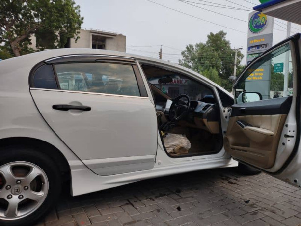 honda-civic-reborn-vti-oriel-sunroof-2006-mod-white-colour-doctor-use-big-17