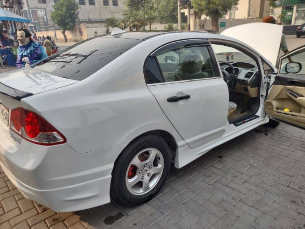 honda-civic-reborn-vti-oriel-sunroof-2006-mod-white-colour-doctor-use-big-6