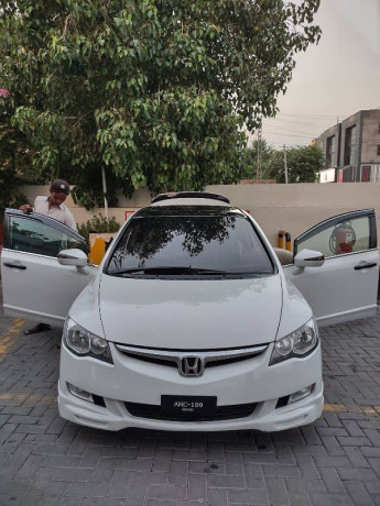 honda-civic-reborn-vti-oriel-sunroof-2006-mod-white-colour-doctor-use-big-16