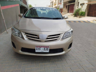 toyota-corolla-gli-2012